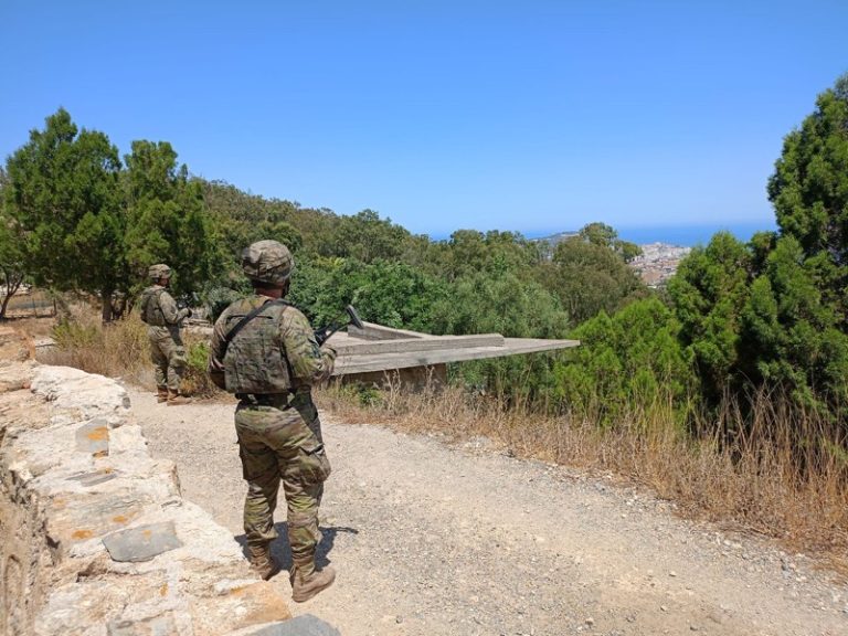 ✅ تعزيزات عسكرية إسبانية مكثفة في سبتة المحتلة.. هل هي مجرد “مراقبة وردع” أم رسائل سياسية؟